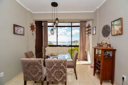 Apartamento com 3 Quartos à venda, 96m² no Coqueiros, Florianópolis