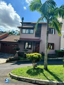 Casa de Condomínio com 3 Quartos à venda, 204m² no Cavalhada, Porto Alegre