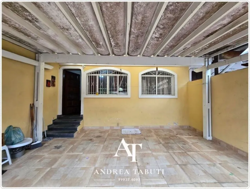 Foto do imóvel - Sobrado à venda com 3 quartos, 1 suíte, 95 m², 3 banheiros e 2 vagas na garagem em