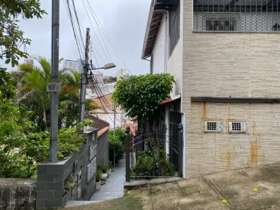 Casa com 4 Quartos para alugar, 78m² no Granbery, Juiz de Fora