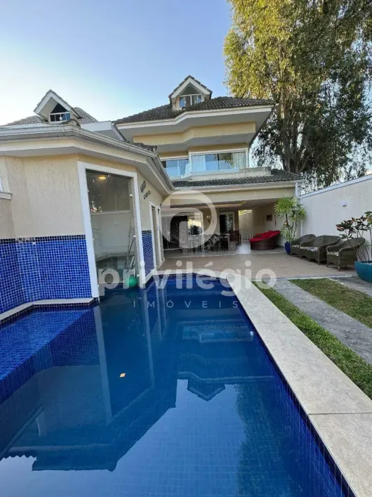 Foto do imóvel - Sobrado para comprar com 290 m², 4 quartos, 5 banheiros, 2 vagas