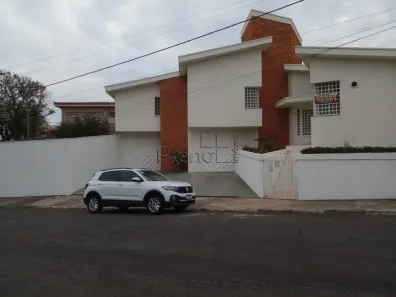 com 3 Quartos à venda, 260m² no Centro, Salto