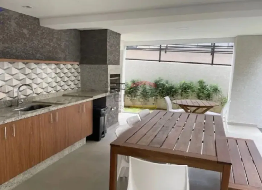 Foto do imóvel - Apartamento para alugar com 1 quarto, 1 banheiro, varanda e condomínio com piscina próximo ao.