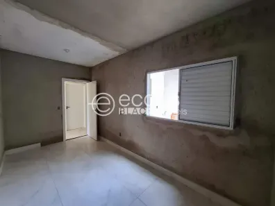 Casa de Condomínio com 3 Quartos à venda, 52m² no Vila Arquelau, Uberaba