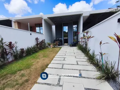 Casa com 4 Quartos à venda, 140m² no Urucunema, Eusébio