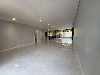 Casa de Condomínio com 3 Quartos à venda, 498m² no Chapada, Manaus