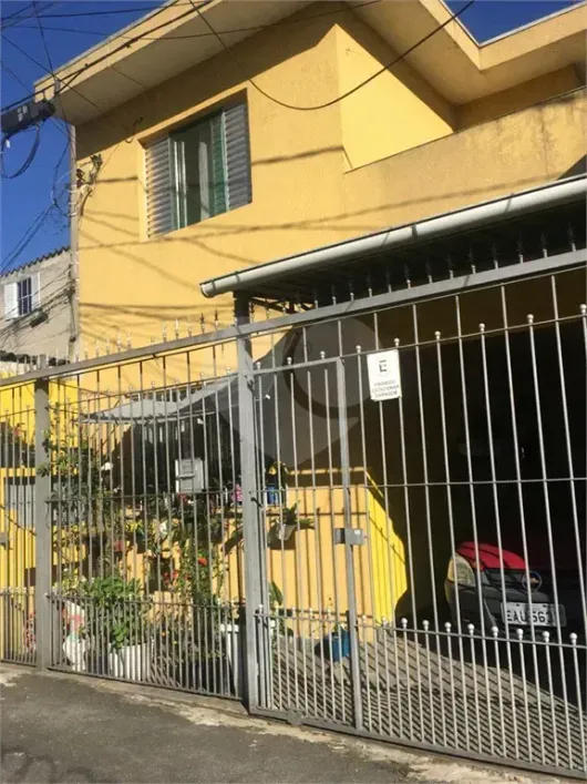 Foto do imóvel - Sobrado à venda com 2 quartos, 2 banheiros, 129 m² e 1 vaga na garagem em