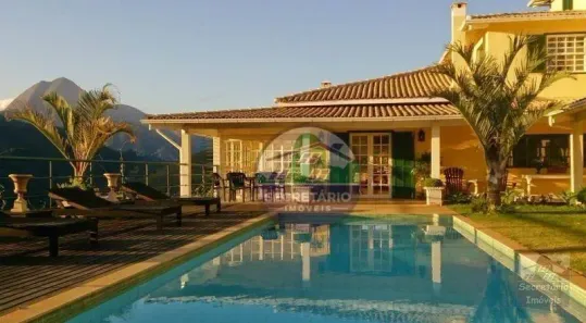 Casa de Condomínio com 7 Quartos à venda, 700m² no Cuiabá, Petrópolis