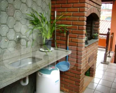 Sobrado com 3 Quartos à venda, 184m² no Vila Gilda, Santo André