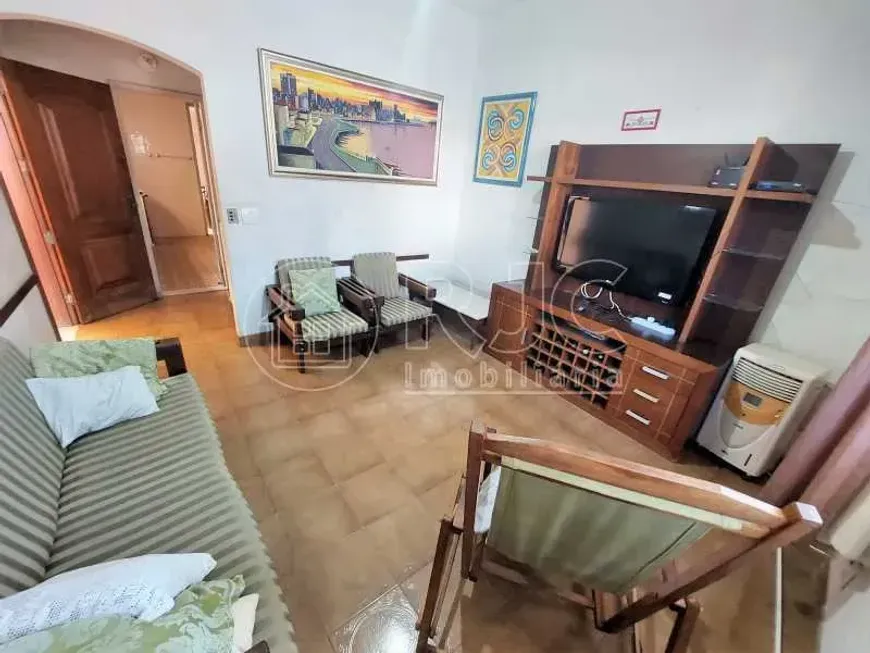 Foto do imóvel - Casa para comprar com 223 m², 4 quartos, 2 banheiros, 4 vagas