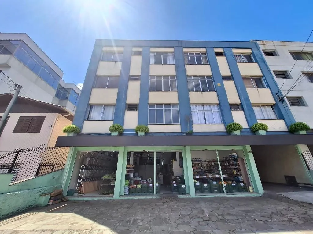 Apartamento para alugar com 65 m², 2 quartos, 2 banheiros, 1 vaga em
