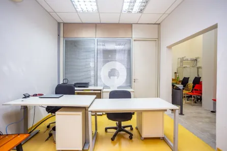 Conjunto Comercial / Sala à venda, 32m² no Centro, Curitiba