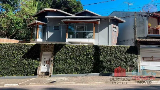 Casa com 3 Quartos à venda, 172m² no Capela, Vinhedo