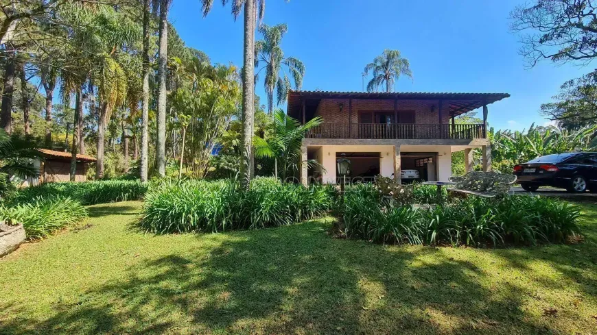 Foto do imóvel - Imóvel comercial para alugar com 5 quartos, 3 suítes, 757 m², 5 banheiros e 42 vagas na garagem.