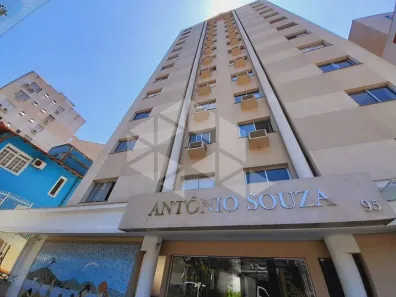Apartamento com 2 Quartos para alugar, 75m² no Centro, Florianópolis