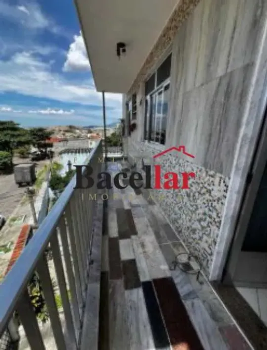 Foto do imóvel - Apartamento à venda com 2 quartos, 1 suíte, 77 m², 2 banheiros e 1 vaga próximo à Estação.