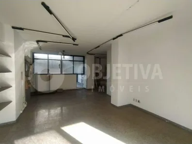 Conjunto Comercial / Sala à venda, 87m² no Centro, Uberlândia
