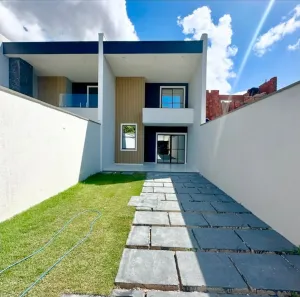 Sobrado com 3 Quartos à venda, 124m² no Centro, Eusébio