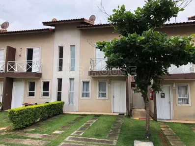 Casa com 2 Quartos à venda, 83m² no Jardim Central, Cotia