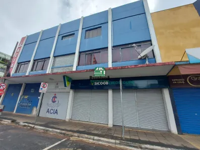 Conjunto Comercial / Sala para alugar, 100m² no Centro, Anápolis