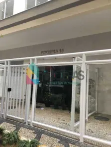 Loja / Salão / Ponto Comercial à venda, 69m² no Catete, Rio de Janeiro