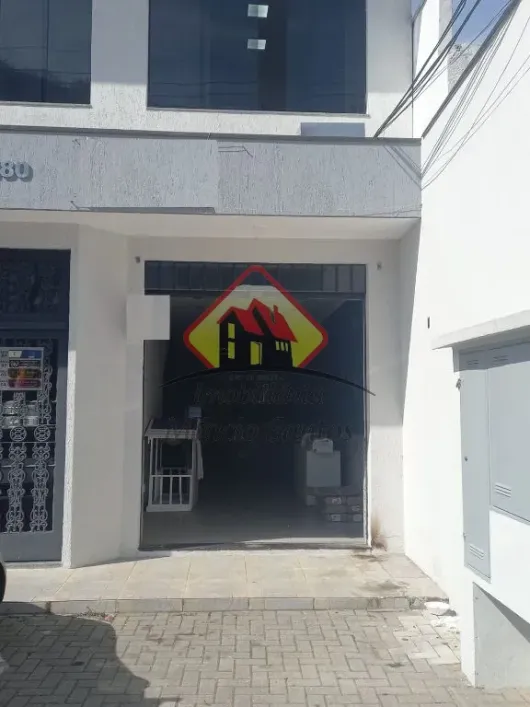 Foto do imóvel - Localizado em uma das avenidas mais movimentadas e