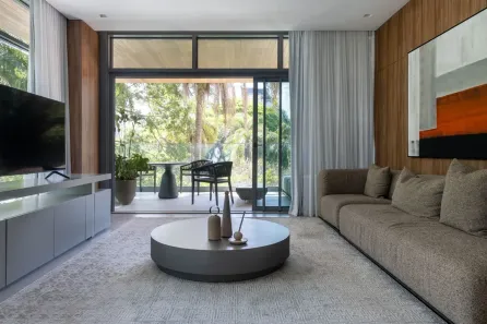 Apartamento com 3 Quartos à venda, 190m² no Cabral, Curitiba