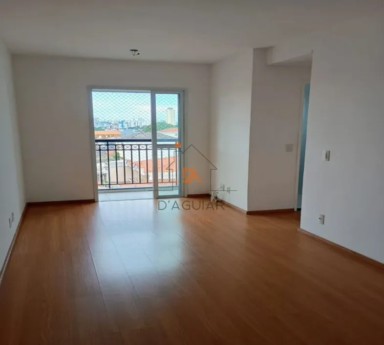 Foto do imóvel - Apartamento para alugar com 2 quartos, 1 banheiro, 1 vaga na garagem e 45 m² em