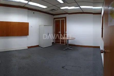 Conjunto Comercial / Sala com 4 Quartos para alugar, 149m² no Centro, Campinas