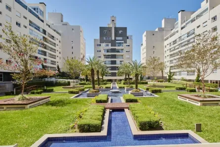 Apartamento com 3 Quartos à venda, 158m² no Água Verde, Curitiba
