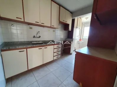Apartamento com 3 Quartos à venda, 74m² no Vila Ipiranga, Londrina