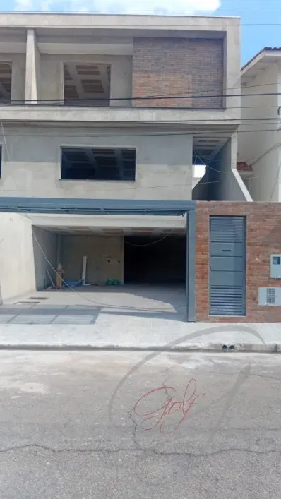 Foto do imóvel - Casa à venda com 3 quartos, 3 suítes, 188 m², 4 banheiros e 4 vagas em