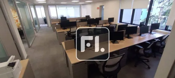 Conjunto Comercial / Sala para venda ou aluguel, 224m² no Cidade Monções, São Paulo