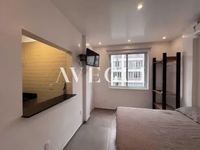 Kitnet com 1 Quarto à venda, 40m² no Copacabana, Rio de Janeiro