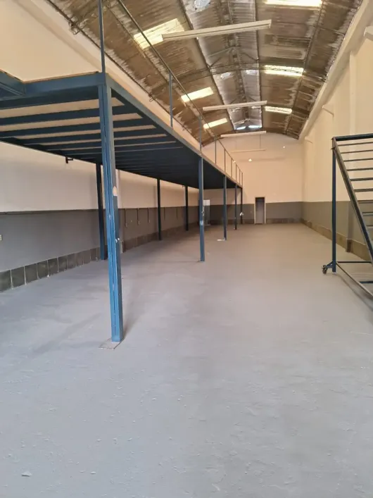 Foto do imóvel - Galpão/Depósito/Armazém para alugar com 550 m² próximo à Estação Penha em