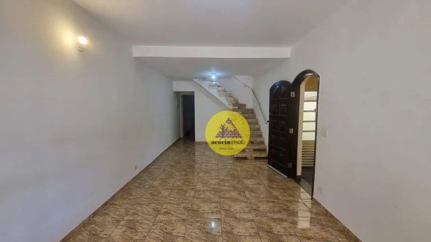 Foto do imóvel - Sobrado para alugar com 165 m², 3 quartos, 3 banheiros, 2 vagas