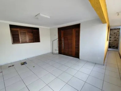 Casa com 3 Quartos para alugar, 159m² no Neópolis, Natal