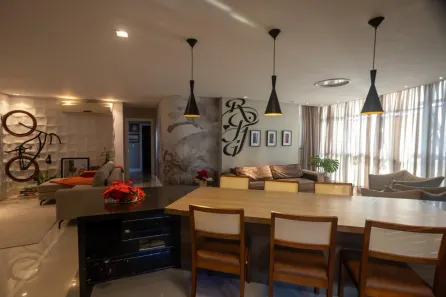 Apartamento com 3 Quartos à venda, 128m² no Centro, Balneário Camboriú