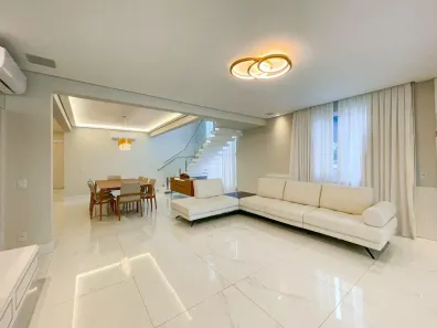 Casa de Condomínio com 4 Quartos para venda ou aluguel, 450m² no Centro, Camboriú