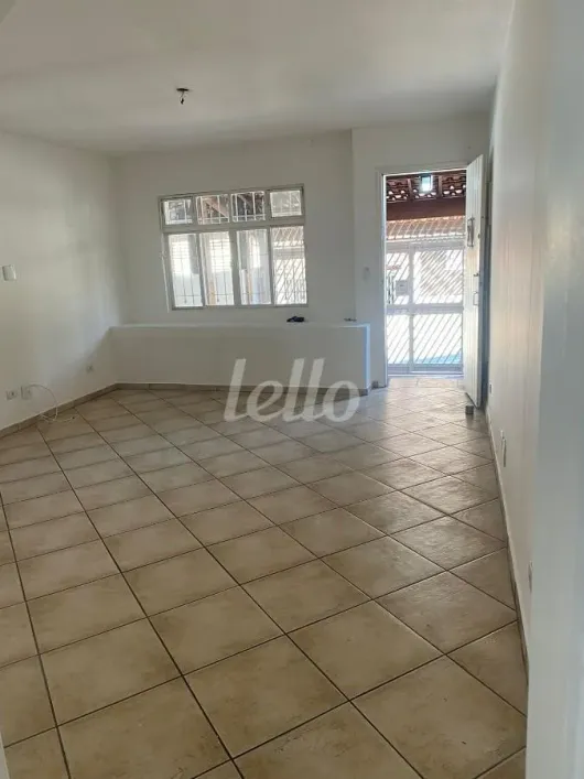 Foto do imóvel - Casa para alugar com 100 m², 2 quartos, 1 banheiro, 1 vaga