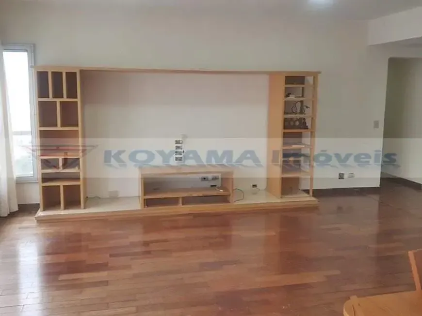 Foto do imóvel - Apartamento à venda com 4 quartos, 1 suíte, 162 m², 4 banheiros e 2 vagas próximo ao Metrô.