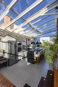 Sobrado com 3 Quartos à venda, 165m² no Campo Comprido, Curitiba