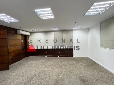 Conjunto Comercial / Sala para alugar, 180m² no Campo Belo, São Paulo