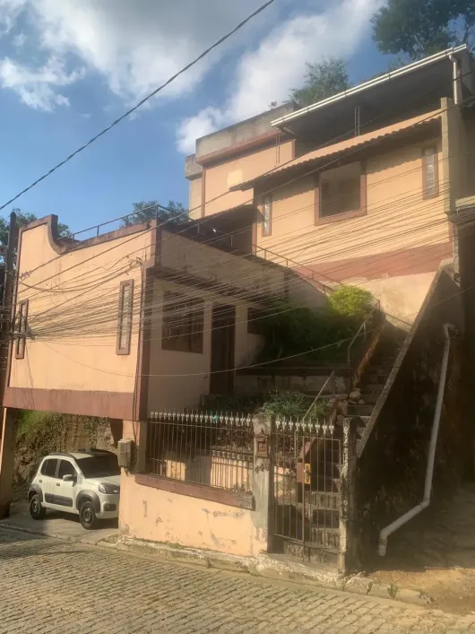 Foto do imóvel - Casa para comprar com 240 m², 2 quartos, 2 banheiros, 1 vaga