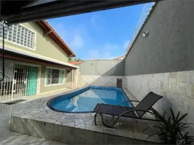 Casa com 4 Quartos à venda, 223m² no Flórida, Praia Grande