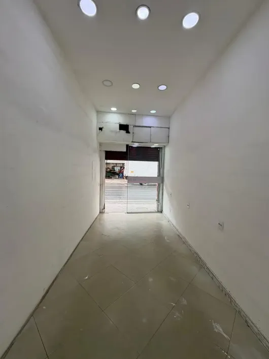 Foto do imóvel - Ponto comercial/Loja/Box para alugar com 180 m²