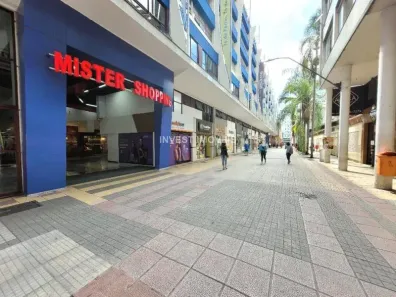 Casa Comercial à venda, 17m² no Centro, Juiz de Fora