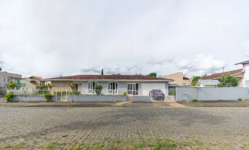 Casa com 4 Quartos para alugar, 143m² no Centro, Campo Largo