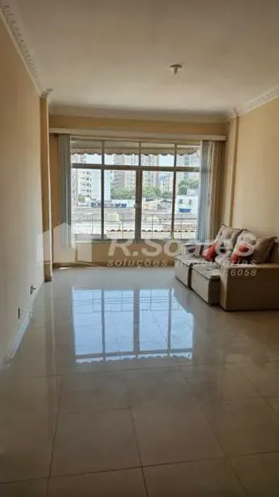 Foto do imóvel - Apartamento à venda com 3 quartos, de 1 a 2 banheiros, 1 vaga na garagem e elevador no.