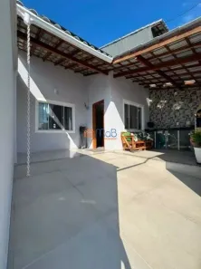 Casa com 2 Quartos à venda, 96m² no Lagoa, Macaé